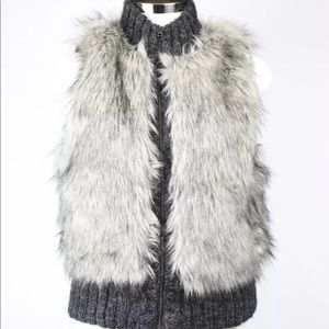 Ann Taylor LOFT petite faux fur vest